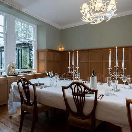 Luxury Edwardian With Lake Views 别墅 *